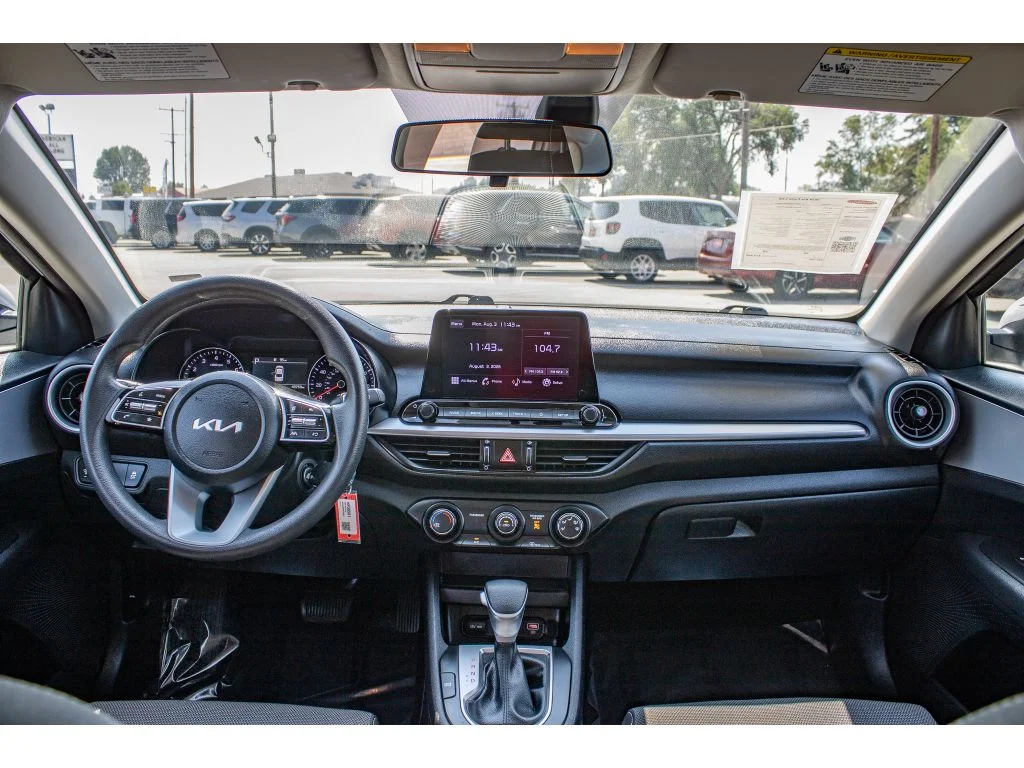 Used 2024 Snow White Pearl Kia LXS image 20