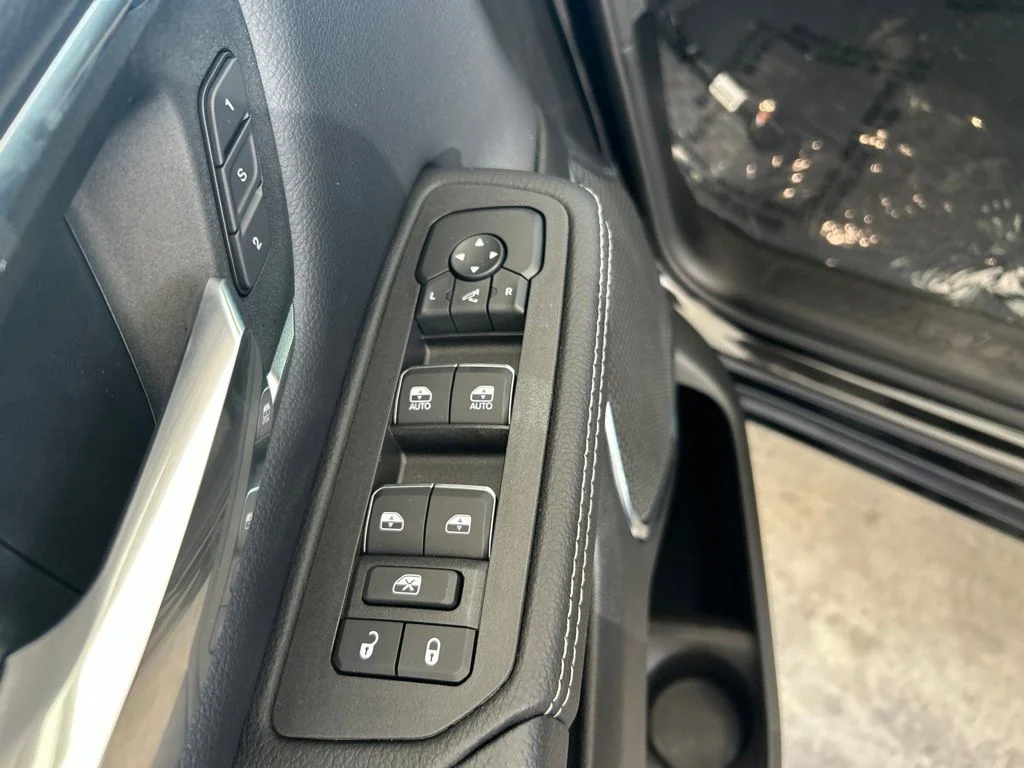 Used 2026 Black Ram Laramie image 39