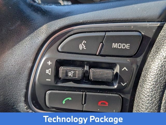 Used 2016 White Kia LX image 18