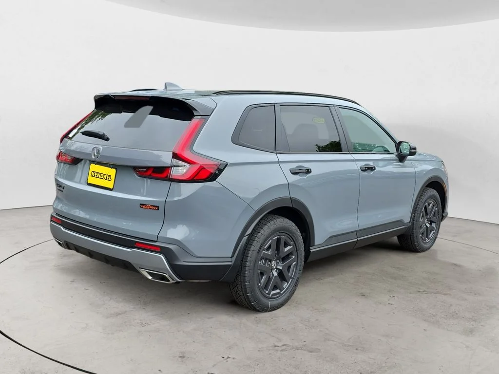 New 2026 Urban Gray Pearl Honda TrailSport image 5