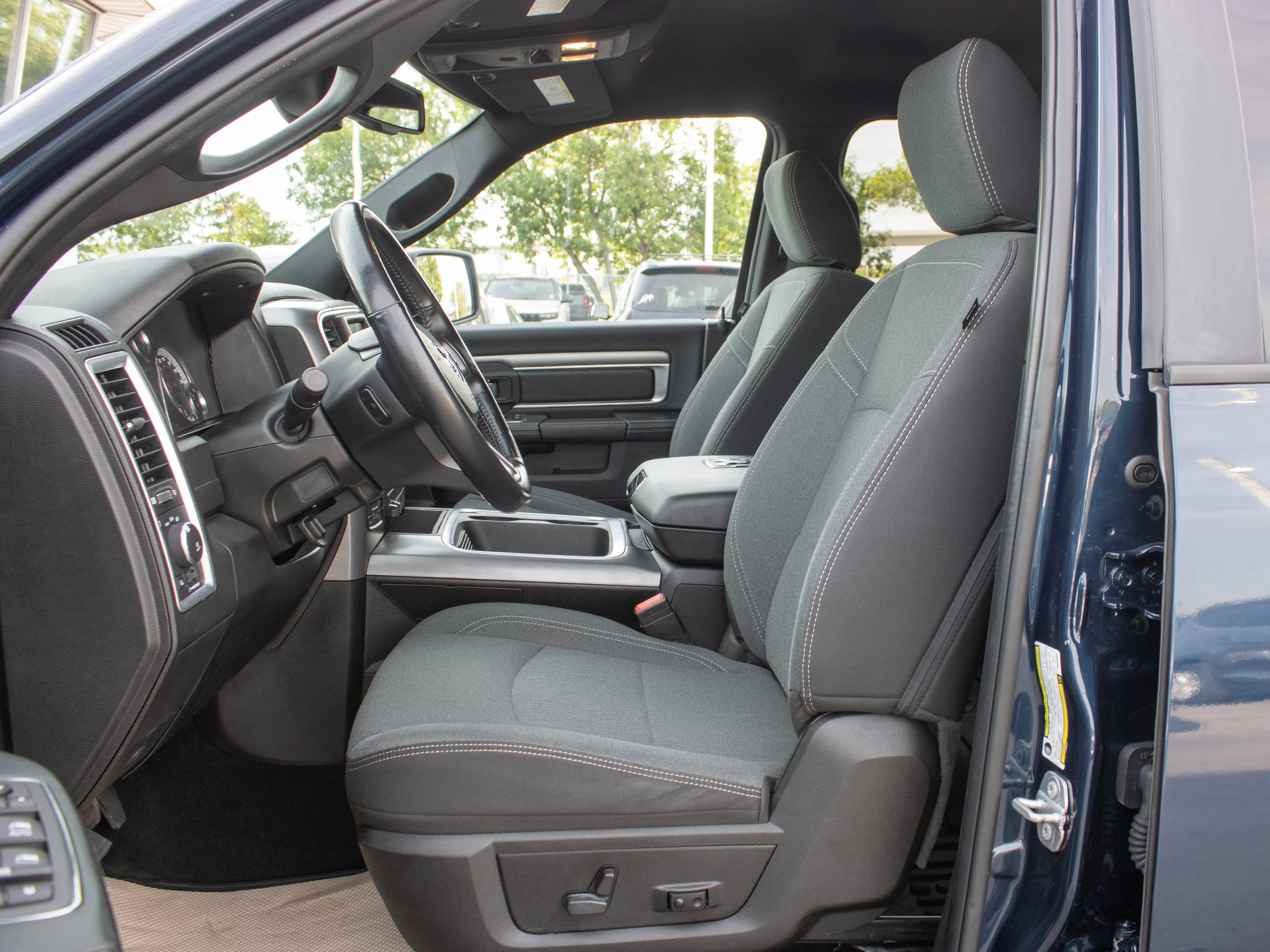Used 2022 Blue RAM Warlock* | 5.7L HEMI V8 | Heated Seats & Steering Wheel | 8.4 Uconnect | Remote Start | image 3