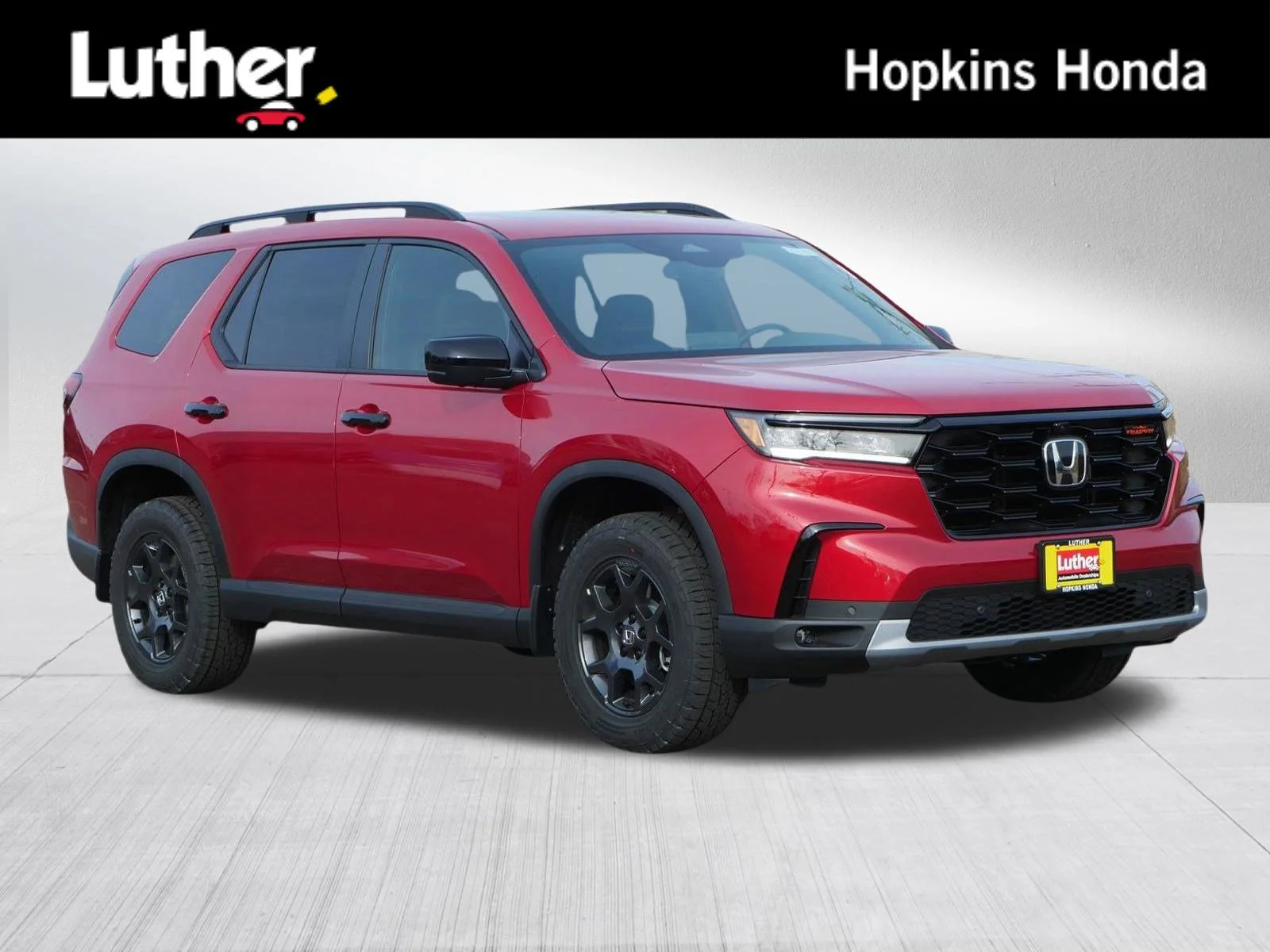 2025 Honda Pilot TrailSport AWD's photo