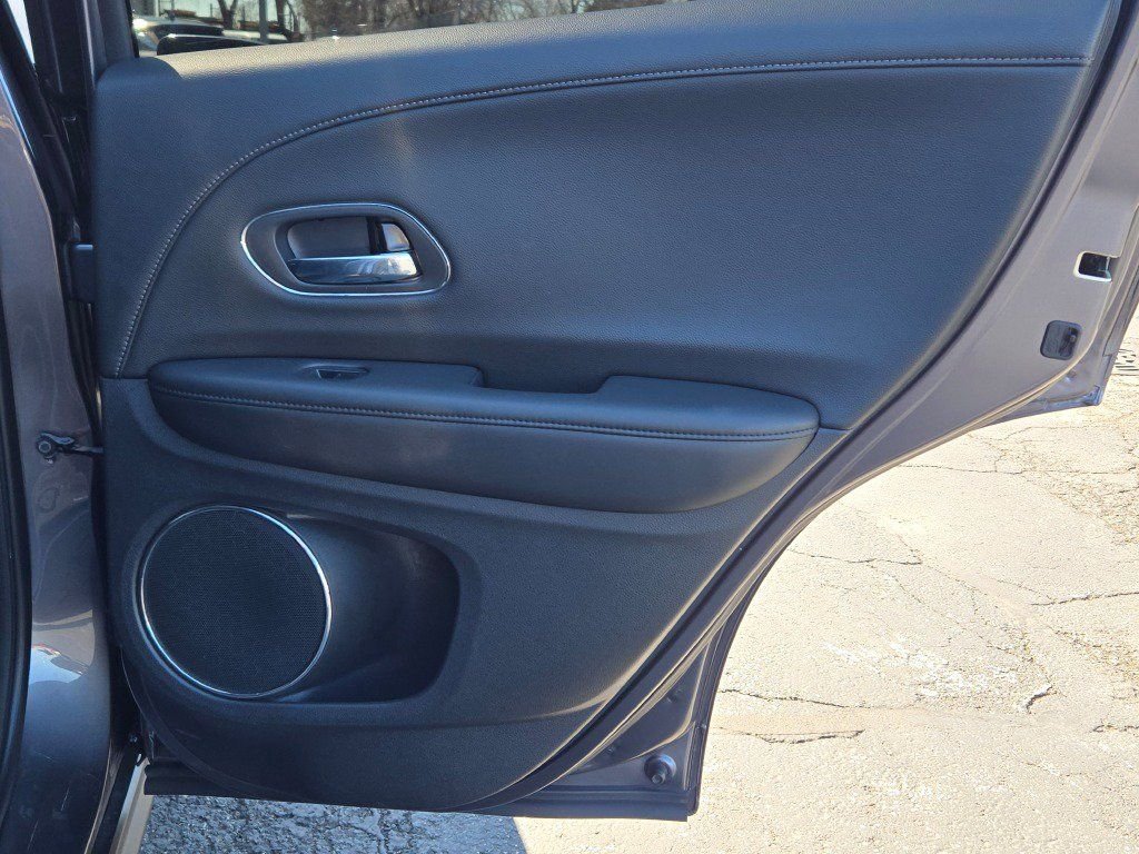 Used 2018  Honda EX-L image 12