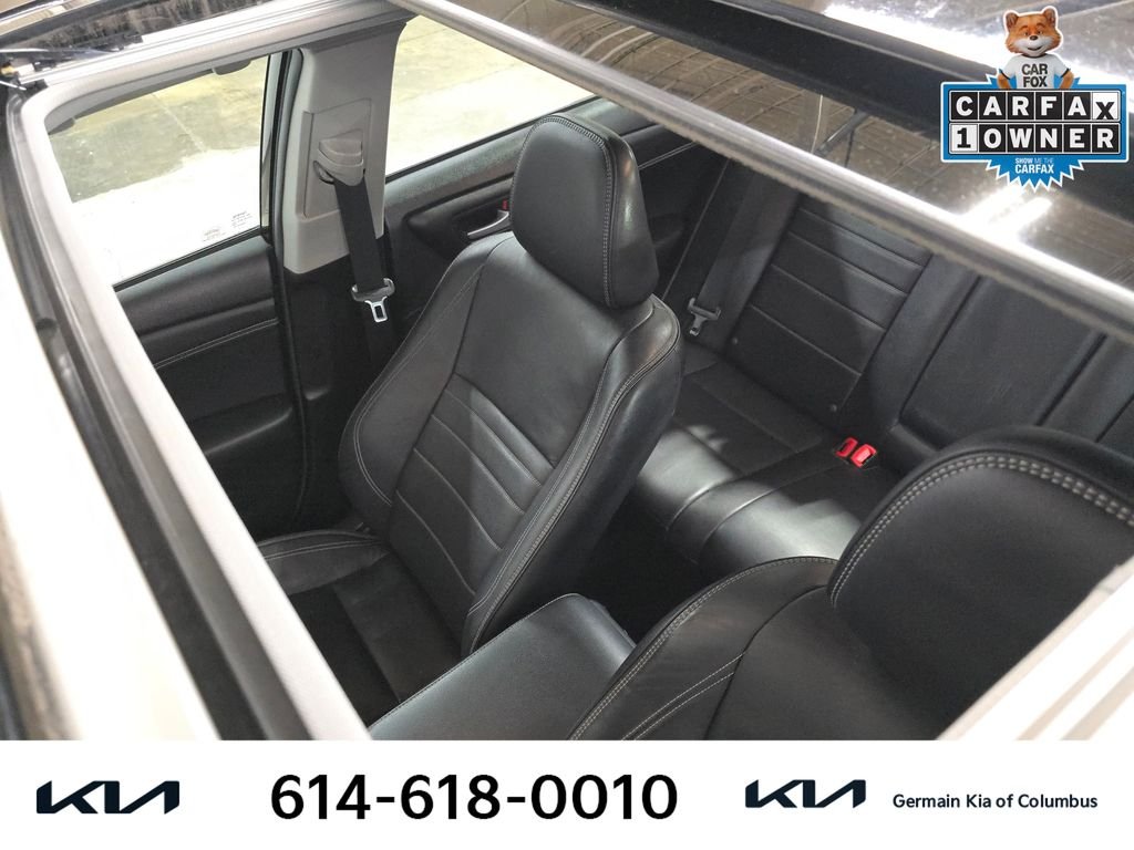 Used 2017 Black Toyota XLE image 22