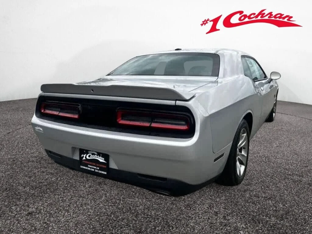 Used 2021 Triple Nickel Clearcoat Dodge R/T image 23