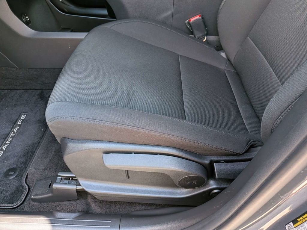 Used 2025 Gray Hyundai SE image 22