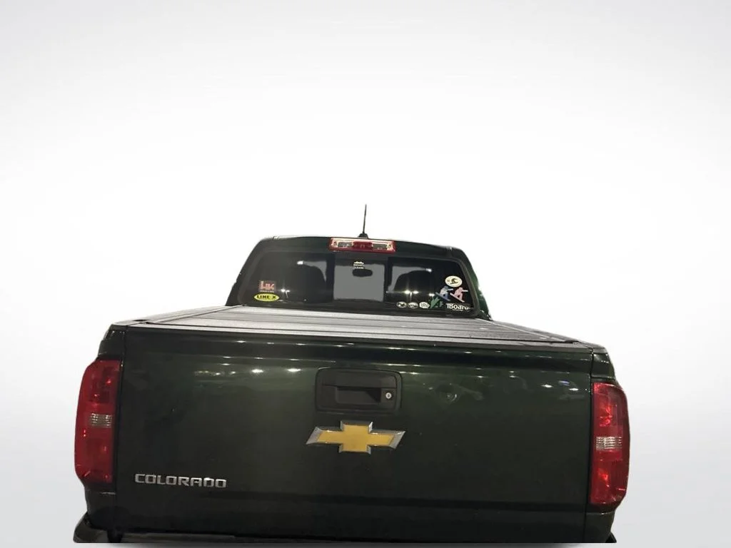 Used 2016 Green Chevrolet Z71 image 4