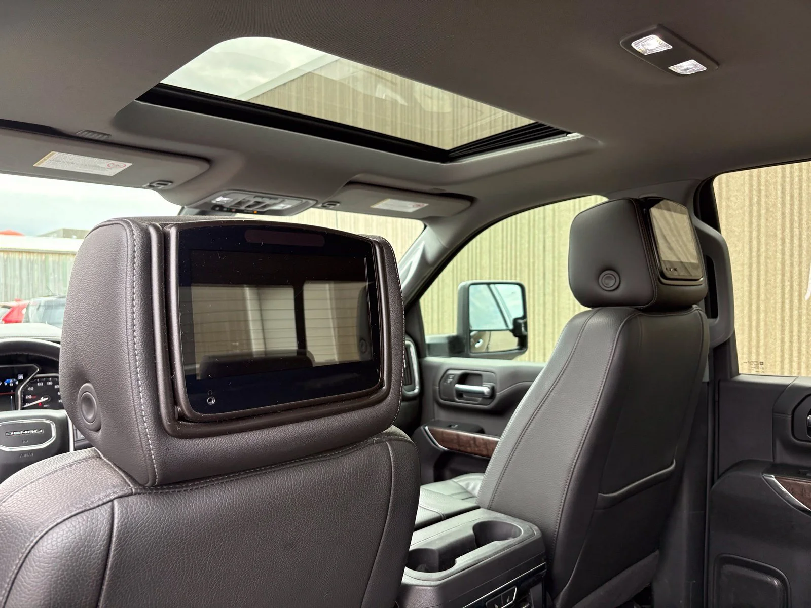 Used 2020 Black GMC Denali image 12