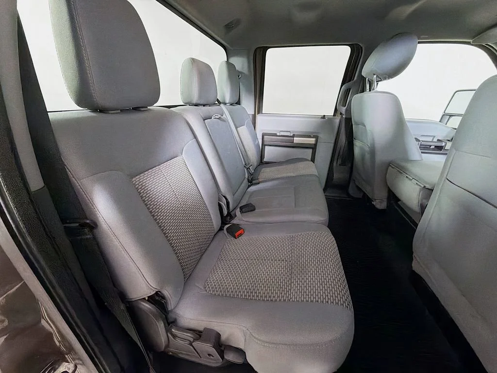 Used 2015  Ford Lariat image 22