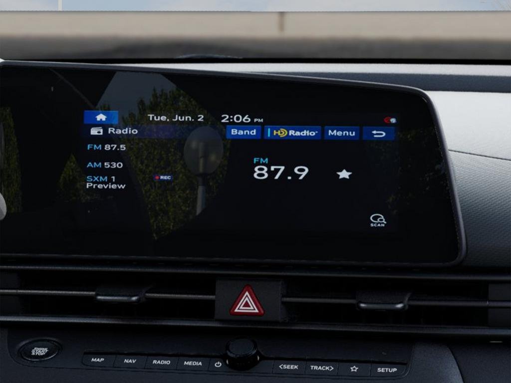 2025 Hyundai Elantra N - Photo 15