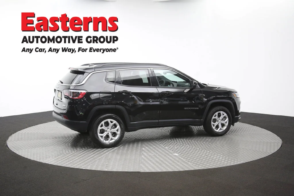 Used 2024 Black Jeep Latitude image 42