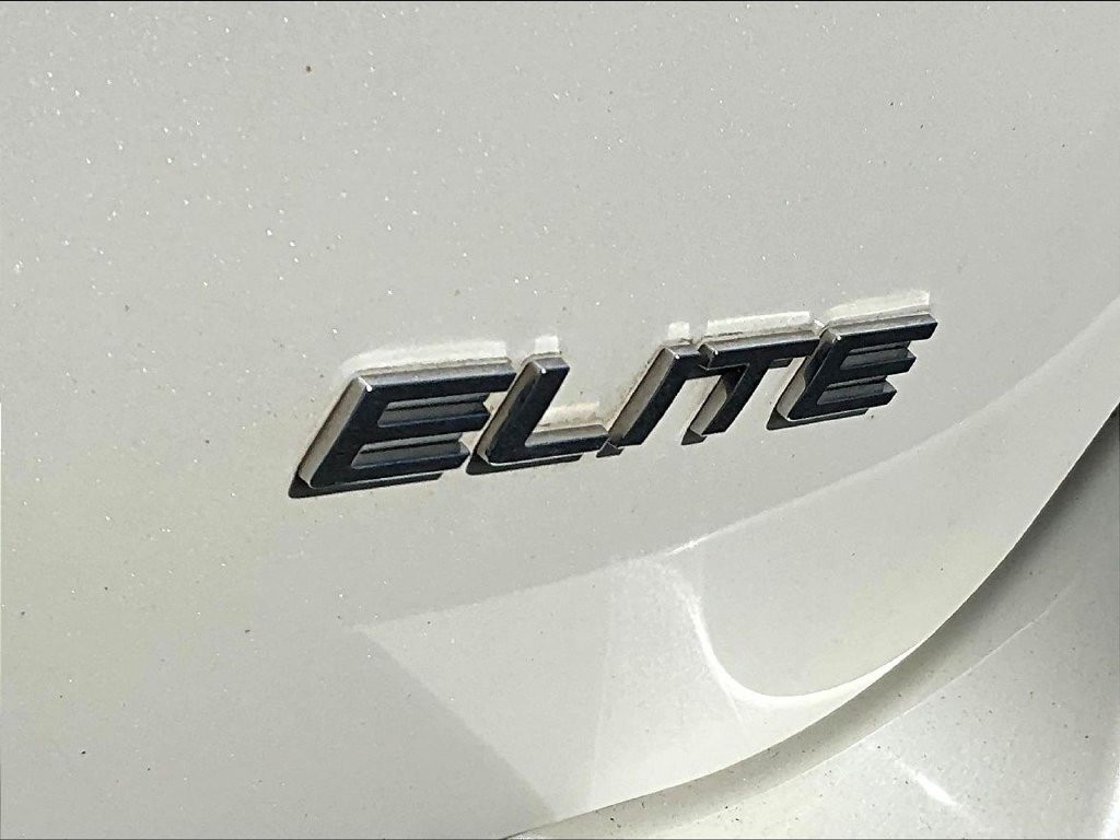Used 2019  Honda Elite image 25