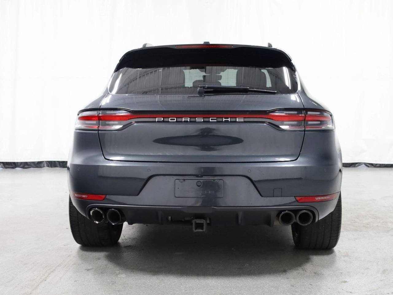 Used 2020 Vulcano Gray Metallic Porsche Macan image 7