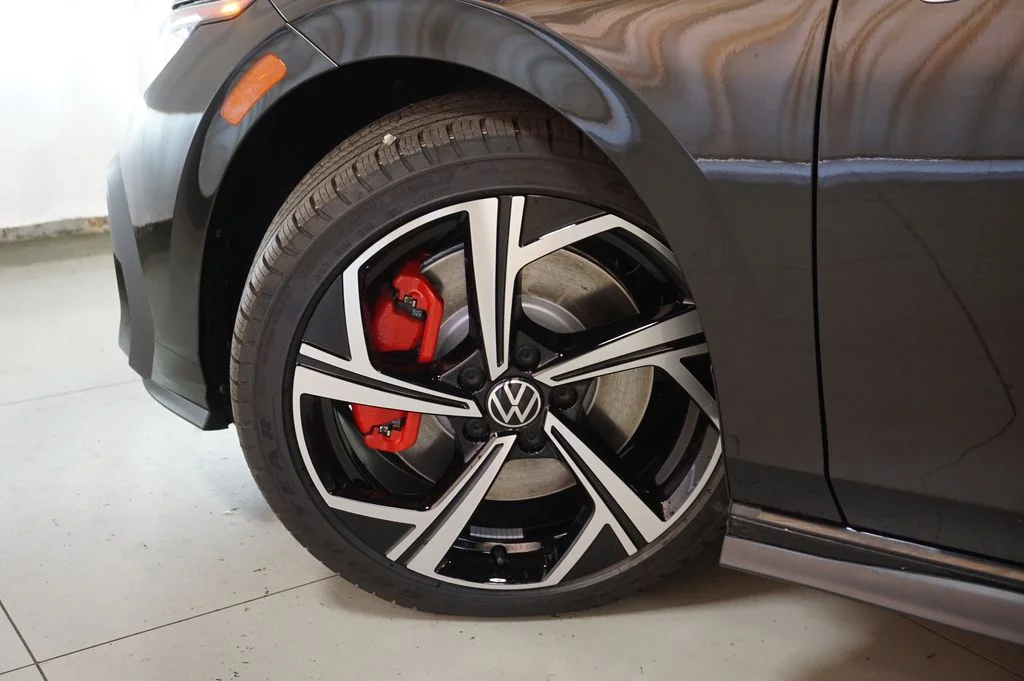 New 2026 Black Volkswagen 2.0T SE image 33