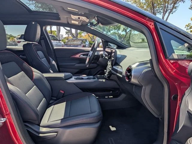 2026 Chevrolet Equinox EV RS - Photo 13