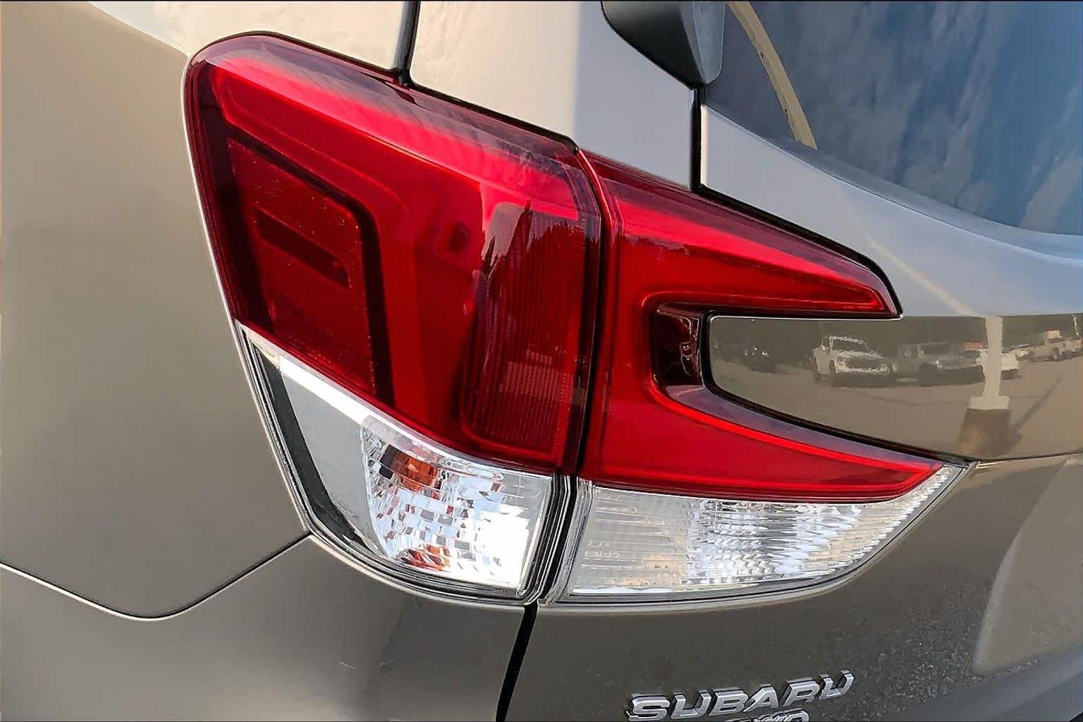 Used 2020 Sepia Bronze Metallic Subaru Premium image 27