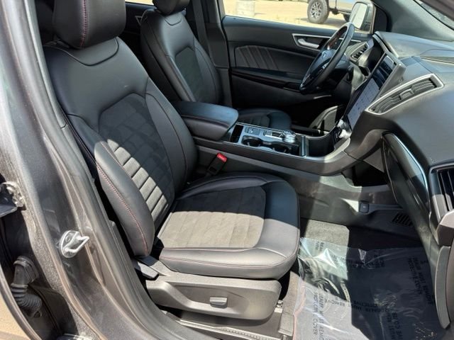 Used 2024 Gray Metallic Ford ST Line image 34