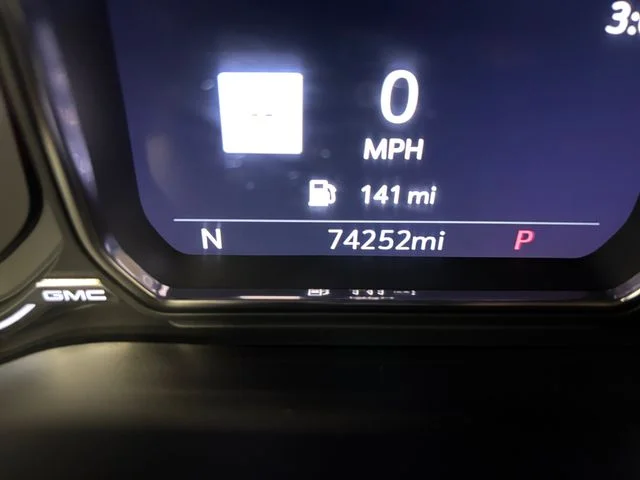 Used 2021 Blue GMC Denali image 18
