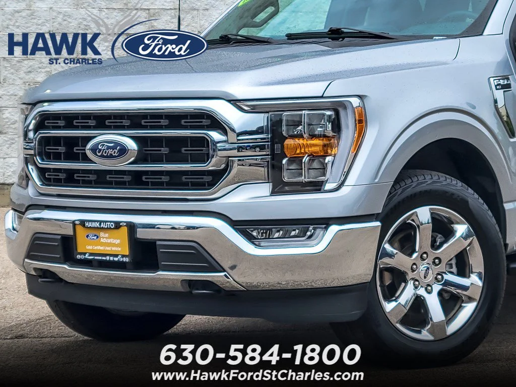 Certified Used 2023 Iconic Silver Metallic Ford XLT image 1