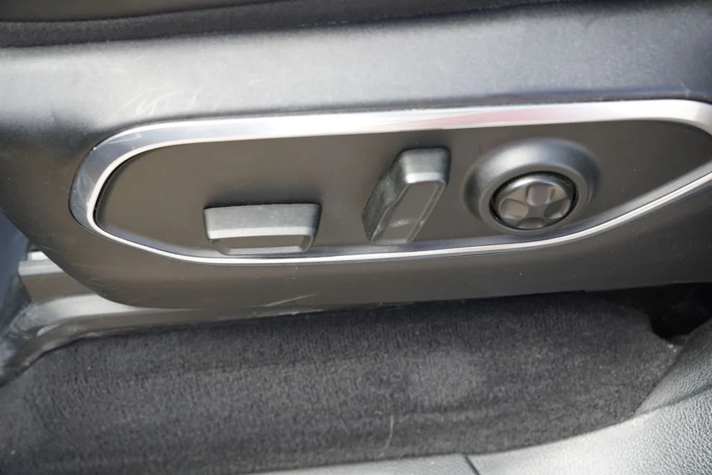 Used 2024 Silver Zynith Jeep Series II image 27