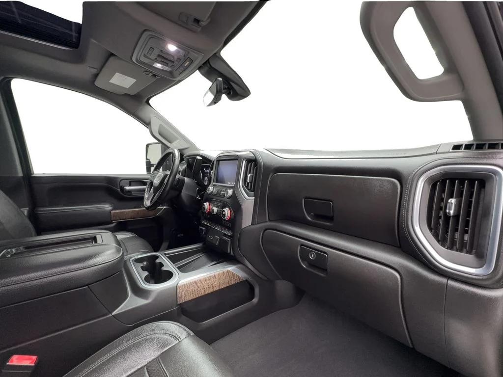 Used 2021 Black GMC Denali image 33