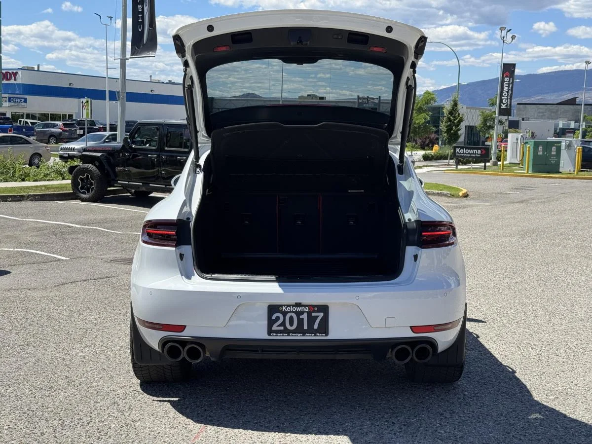 Used 2017 Grey Porsche GTS image 8