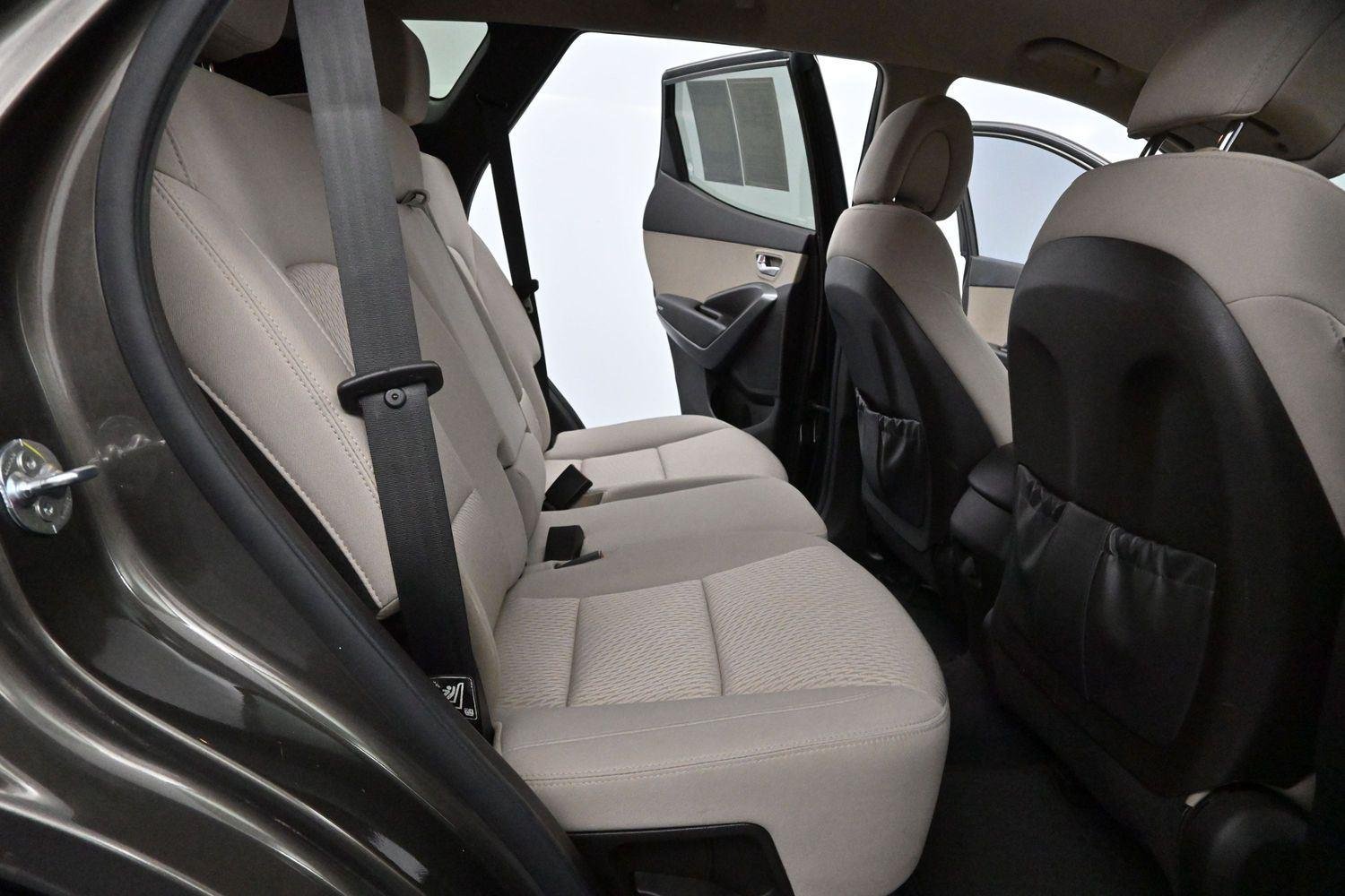 Used 2013 Cabo Bronze Hyundai Sport image 27