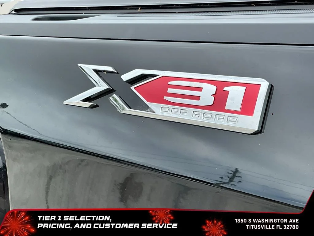 New 2026 Onyx Black GMC SLT image 41
