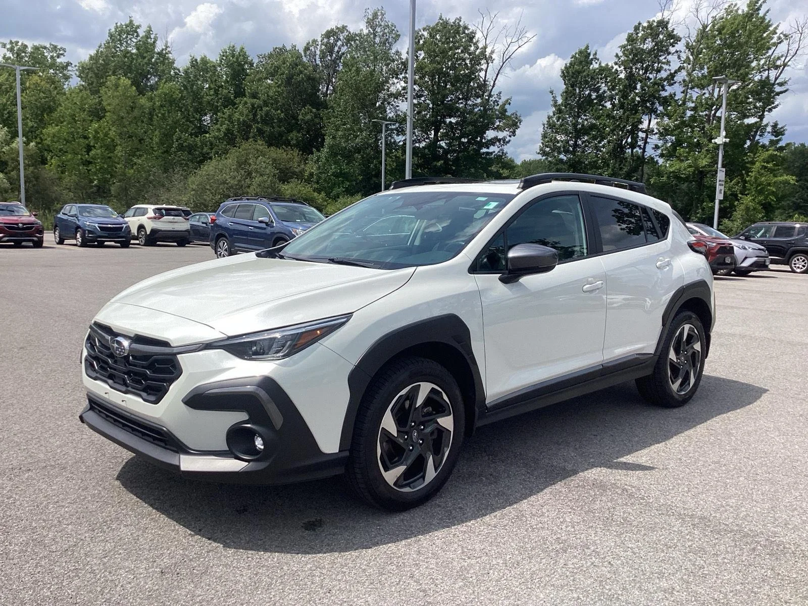 Used 2024 Crystal White Pearl Subaru Limited image 3