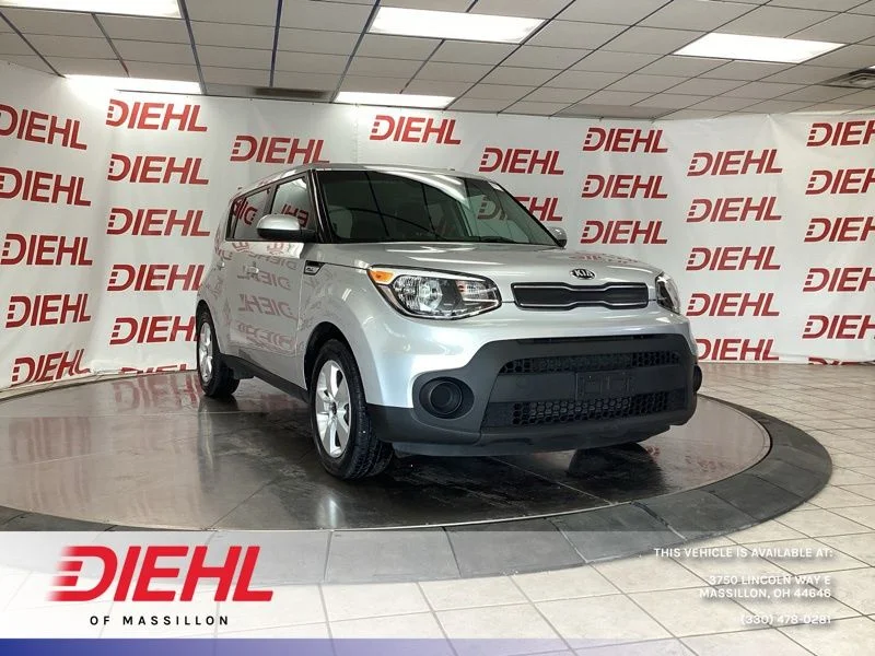Used 2018 Silver Kia Base image 1