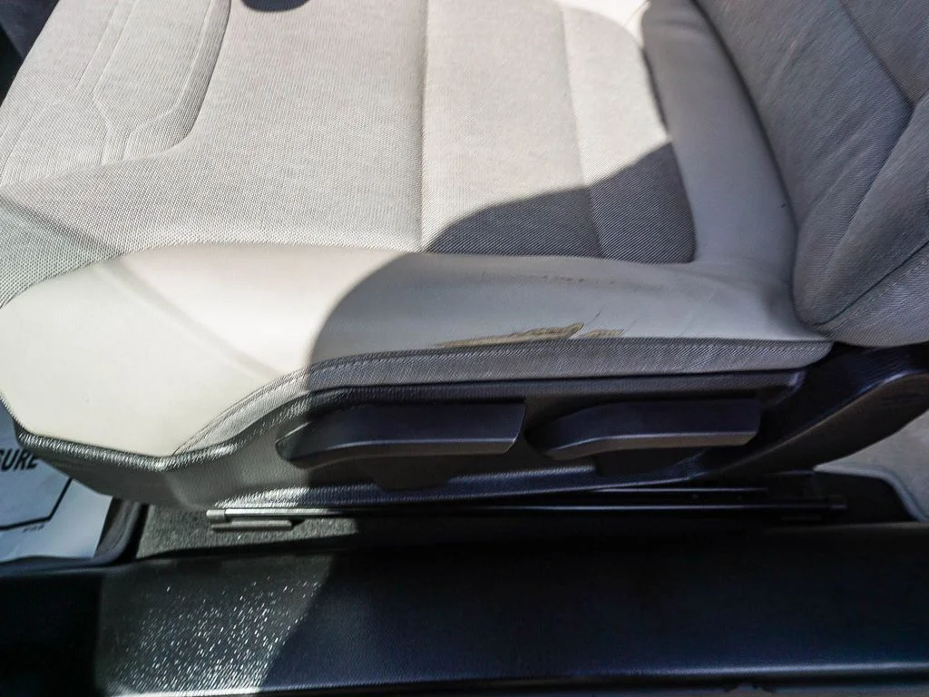 Used 2015 Gray BMW with Range Extender image 22