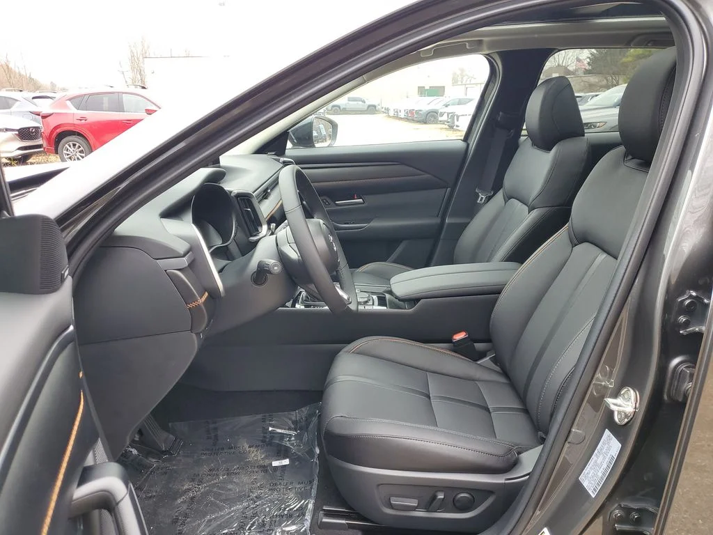 2026 Mazda CX-50 Premium - Photo 11