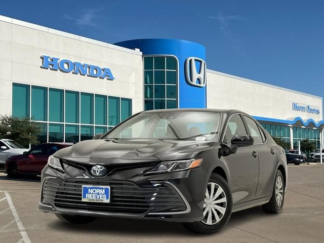 2023 Toyota Camry Hybrid LE