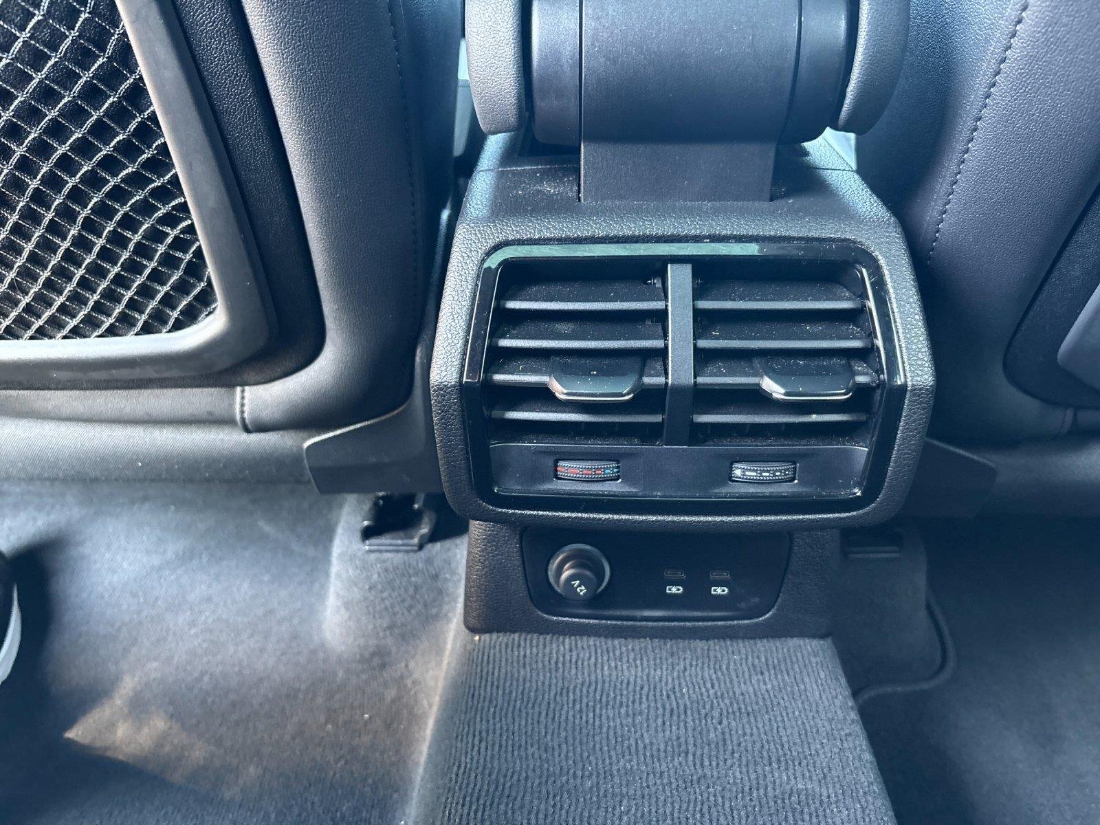 Used 2025  Audi S line Premium image 33
