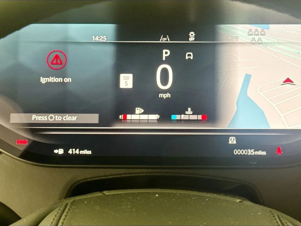 New 2026 Santorini Black Land Rover SE image 12
