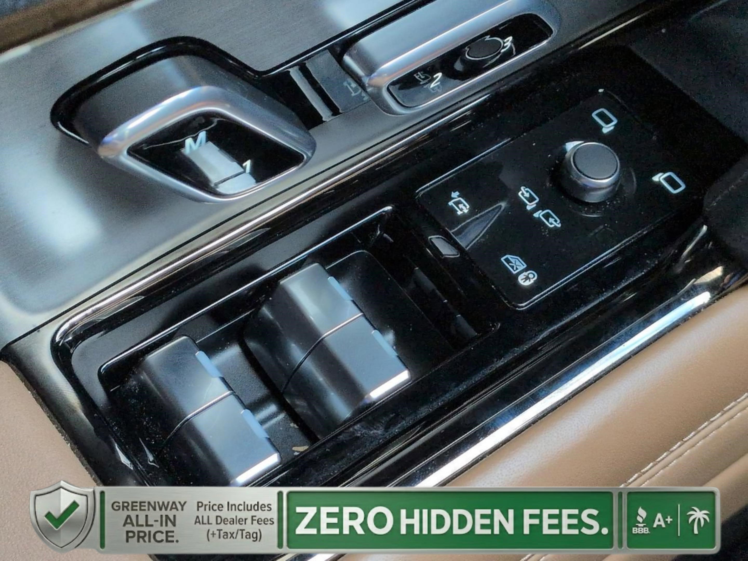 Used 2025 Red Metallic Land Rover SE image 24