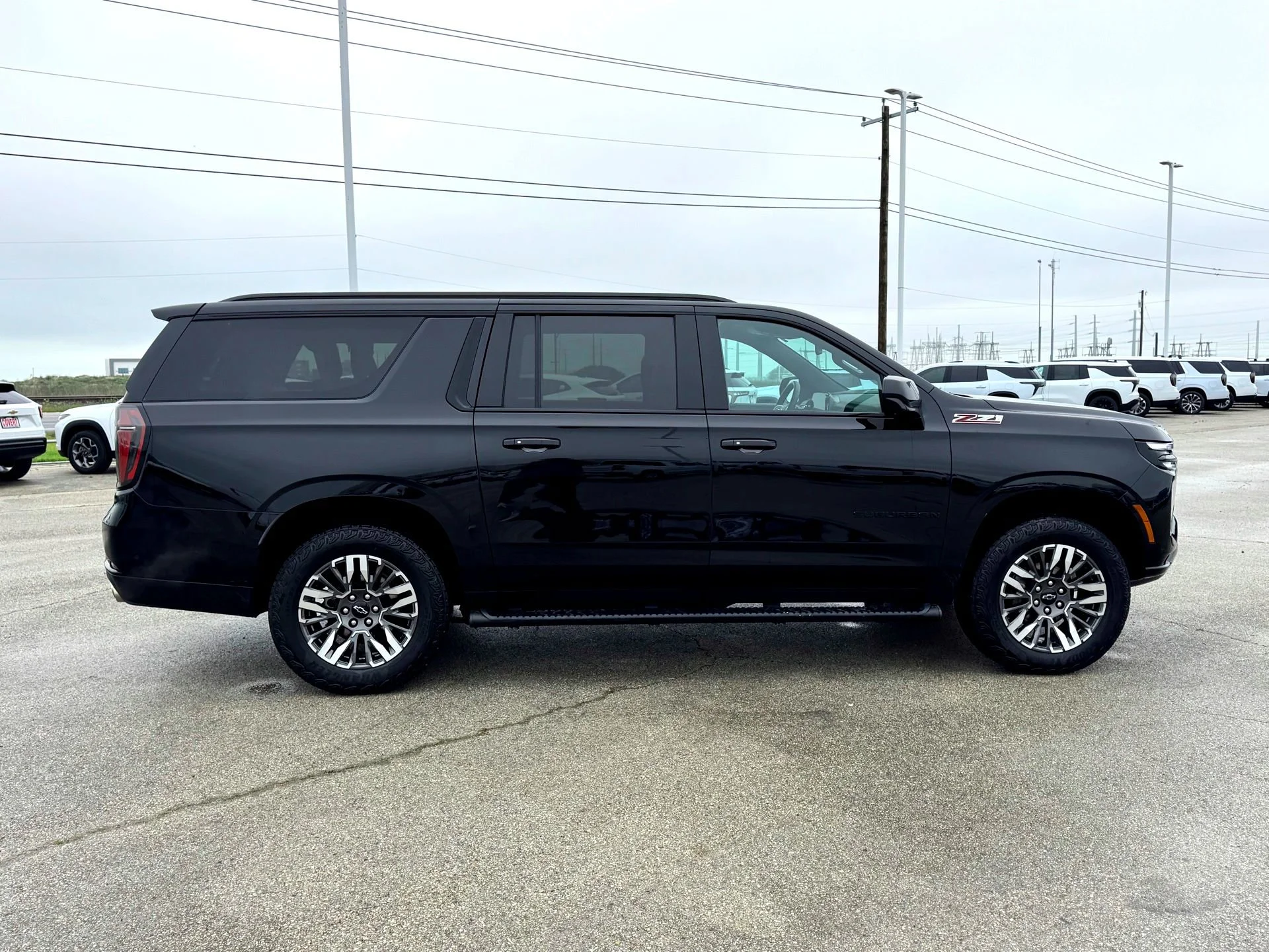 Used 2025 Black Chevrolet Z71 image 6
