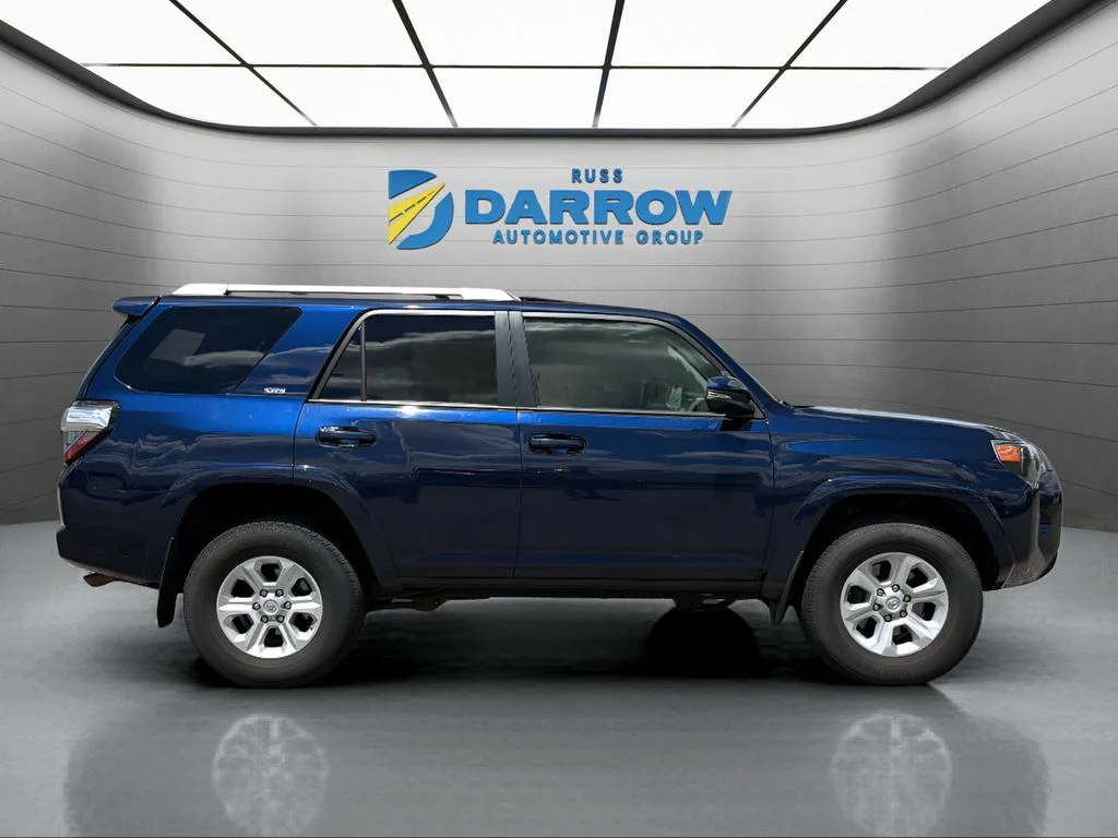 Used 2014 Blue Toyota SR5 Premium image 6