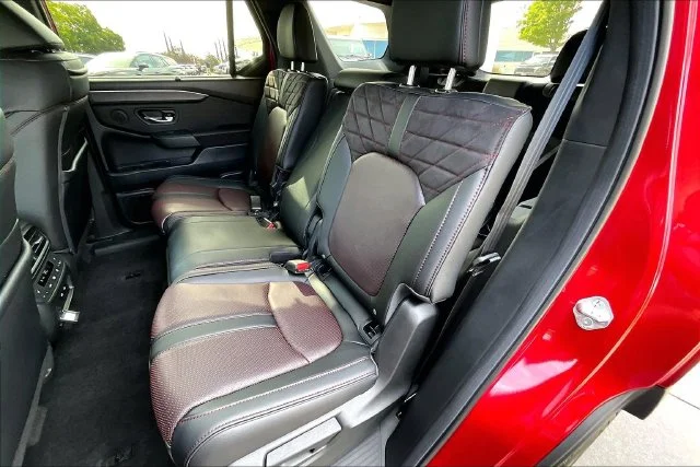 New 2026 Radiant Red Metallic II Honda AWD Black Edition image 10