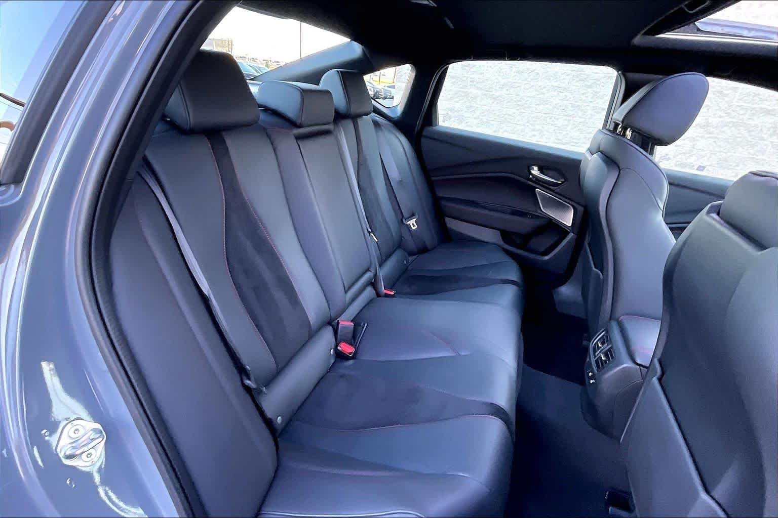 2025 Acura TLX A-SPEC Package - Photo 19