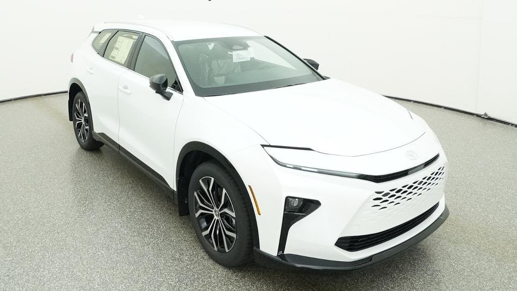New 2026 Oxygen White Toyota XLE image 40