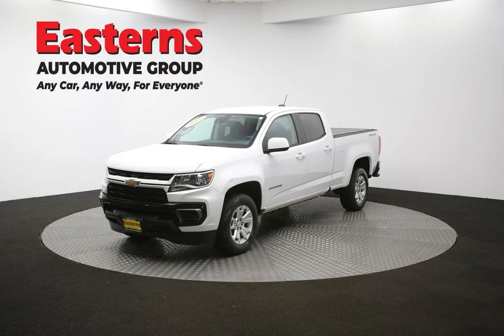 Used 2022 White Chevrolet LT image 53