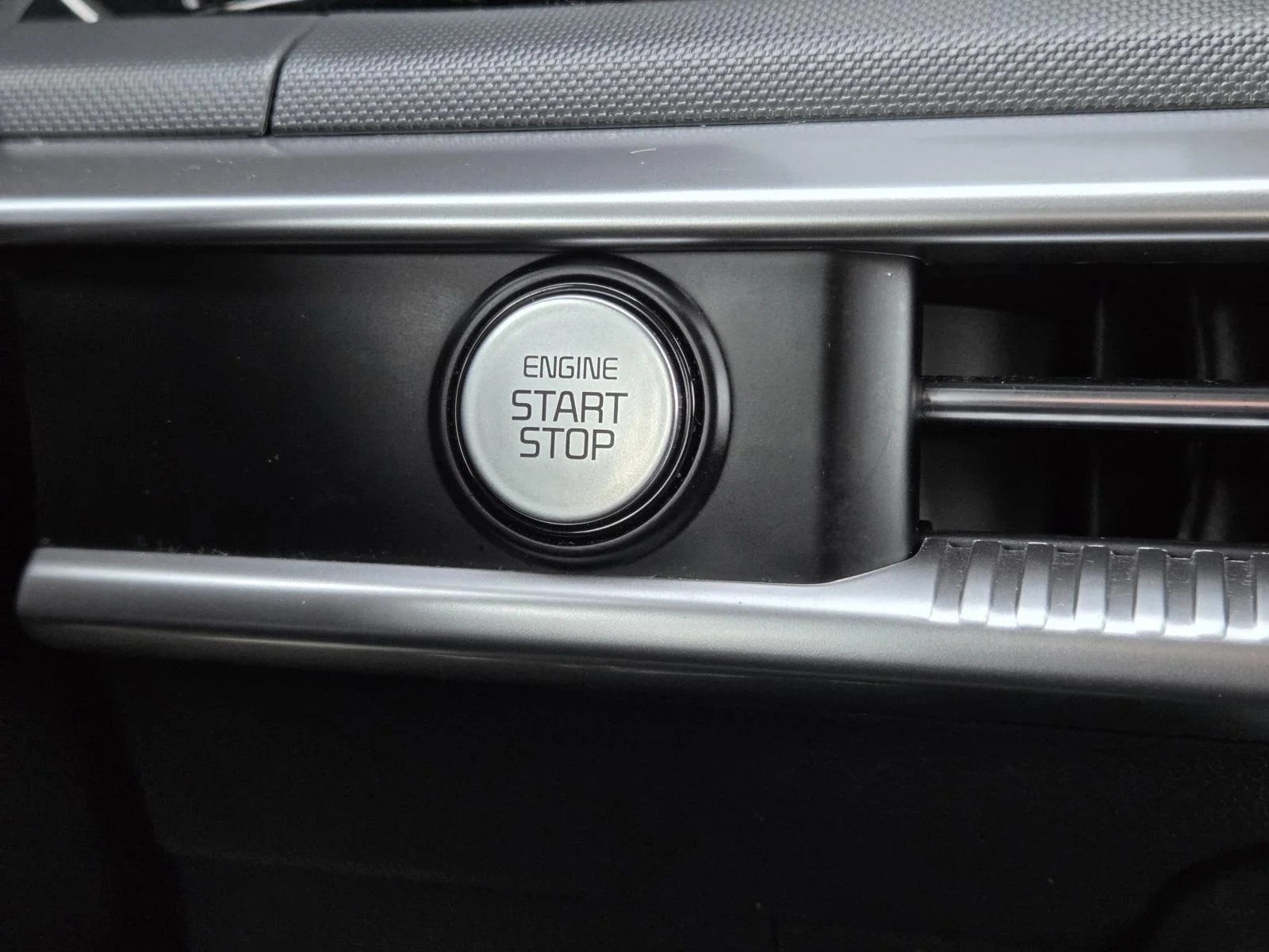 Used 2024 Sapphire Blue Kia GT-Line image 23