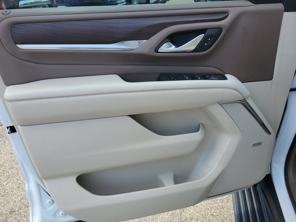 Used 2022 Summit White GMC Denali image 21