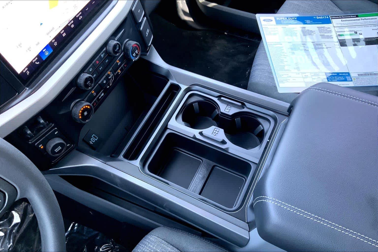 New 2026 Avalanche Ford F-350® XLT image 5