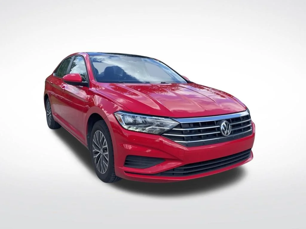 Used 2021 Tornado Red Volkswagen  image 2