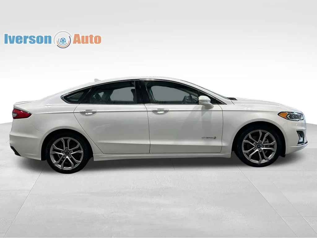 Used 2019 White Ford Titanium image 9