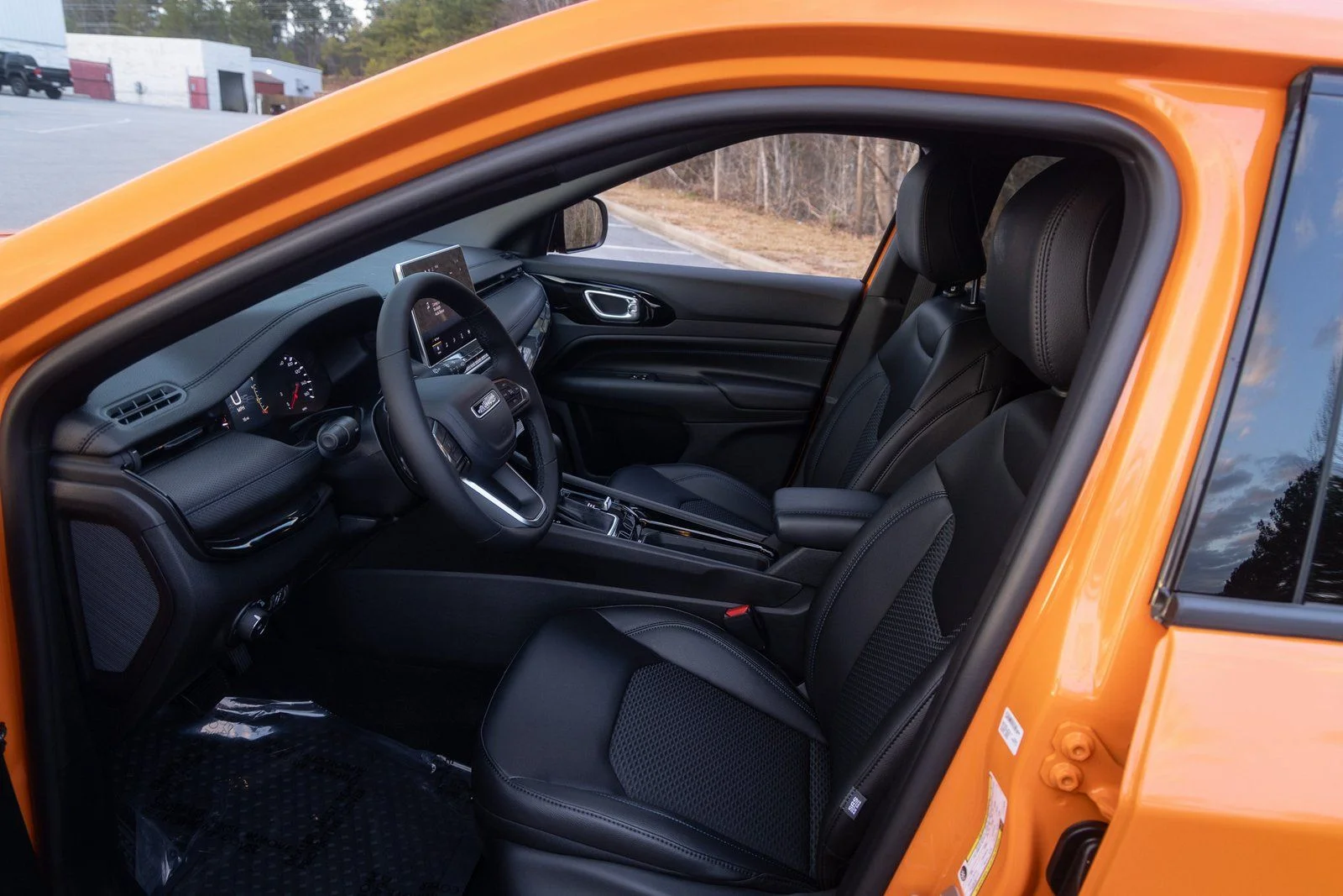 New 2026 Joose Exterior Paint Jeep Latitude image 14