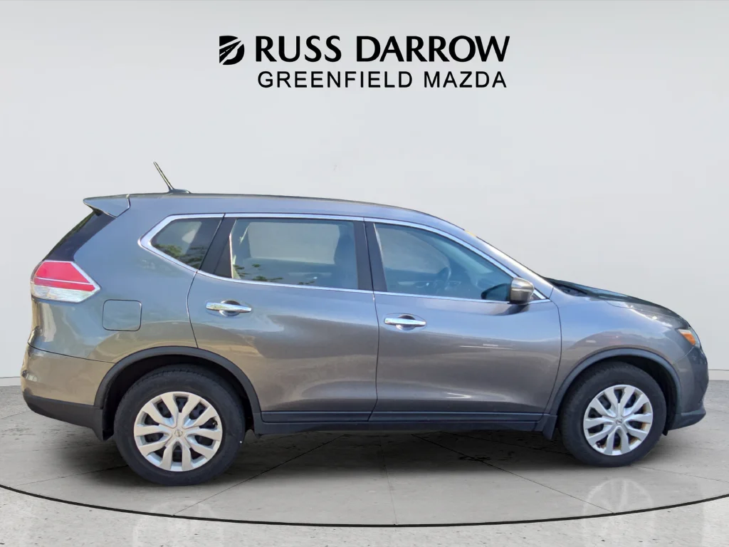 Used 2015 Gray Nissan S image 6