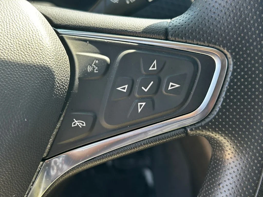Used 2024 White Chevrolet LT image 17